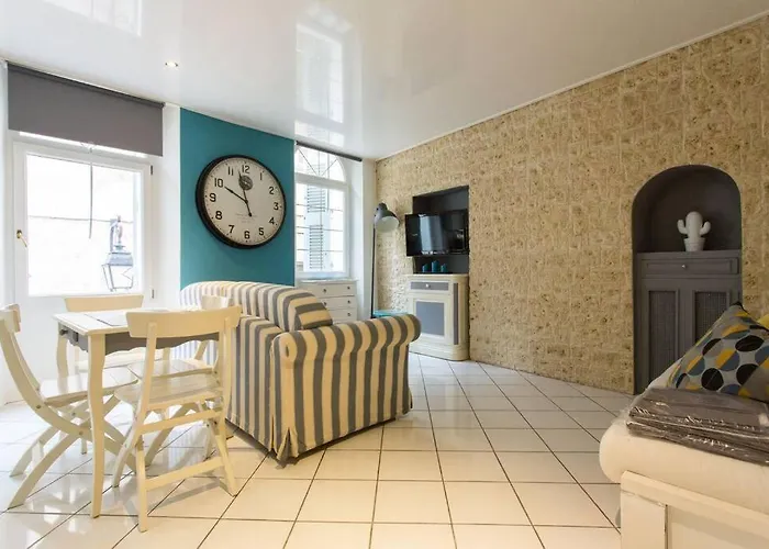 Le Suquet Superbe Appartement Studio, 300M Plage, 700 Du Palais