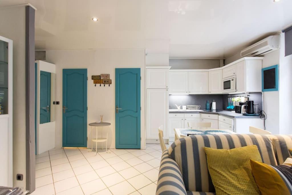 Le Suquet Superbe Studio, 300m Plage, 700 Du Palais * Cannes