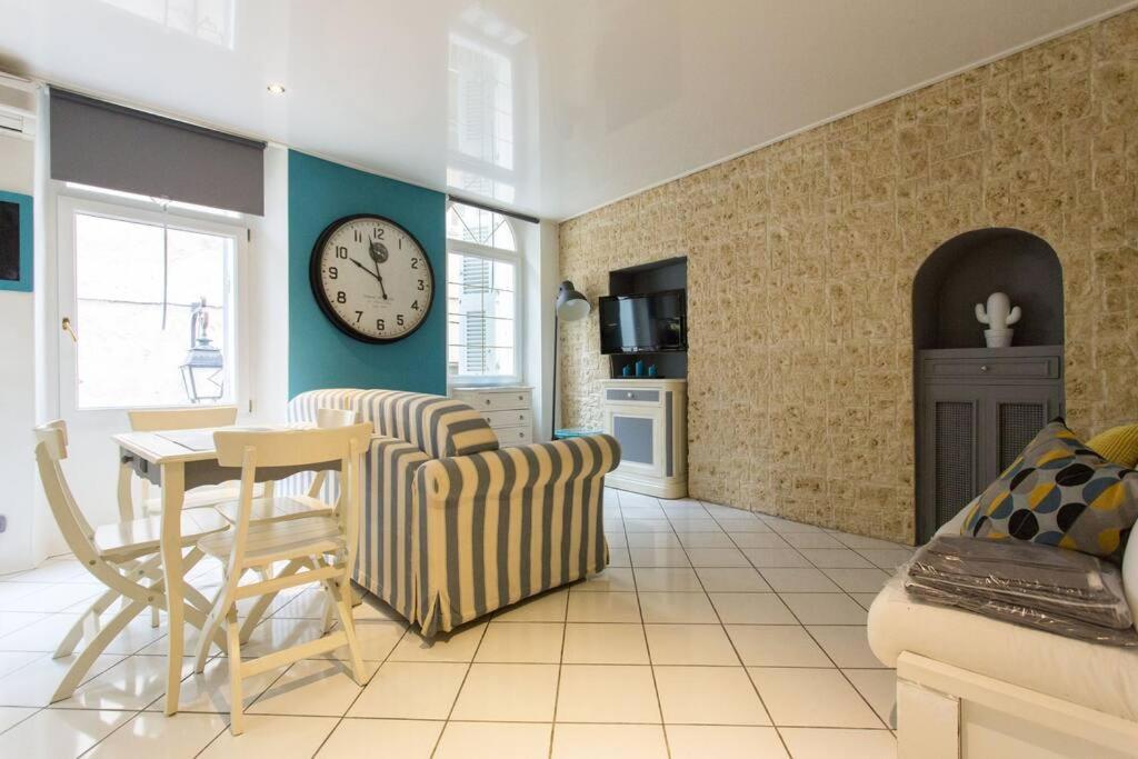 Le Suquet Superbe Studio, 300m Plage, 700 Du Palais Appartamento